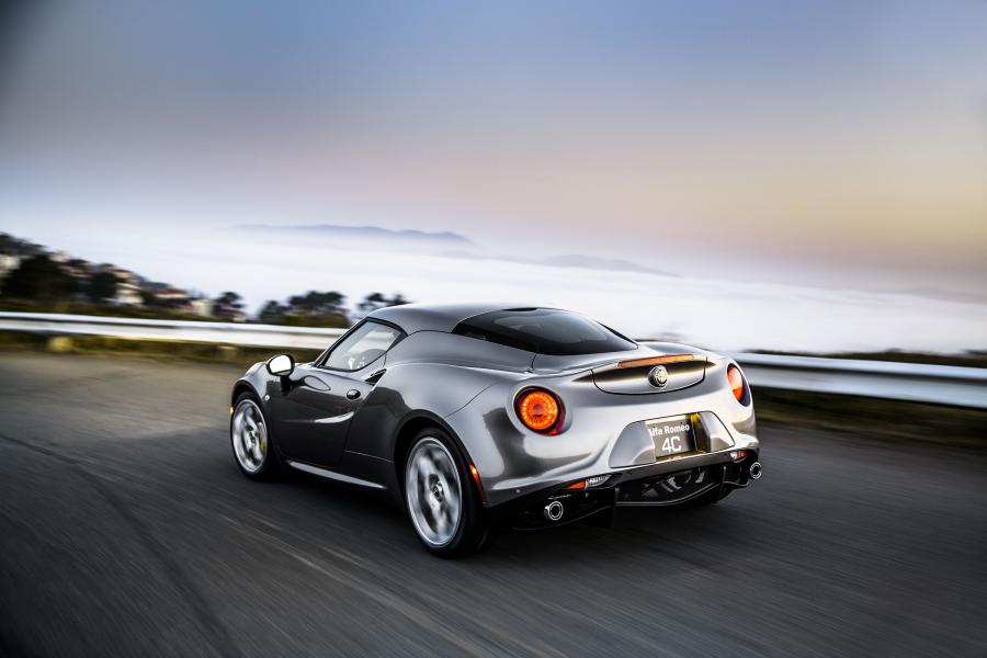  Alfa Romeo 4C (960) 2014 года  (NA) (фото 23 из 40)